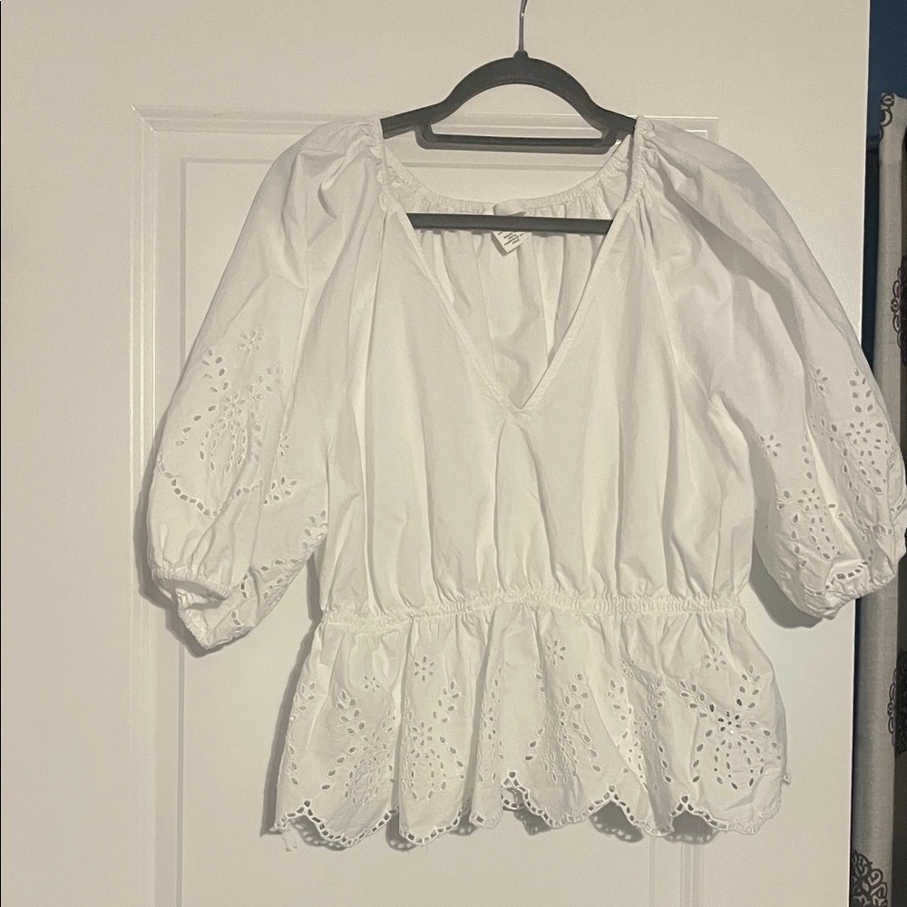 Womens H&M Eyelet Peplum Blouse Size Large